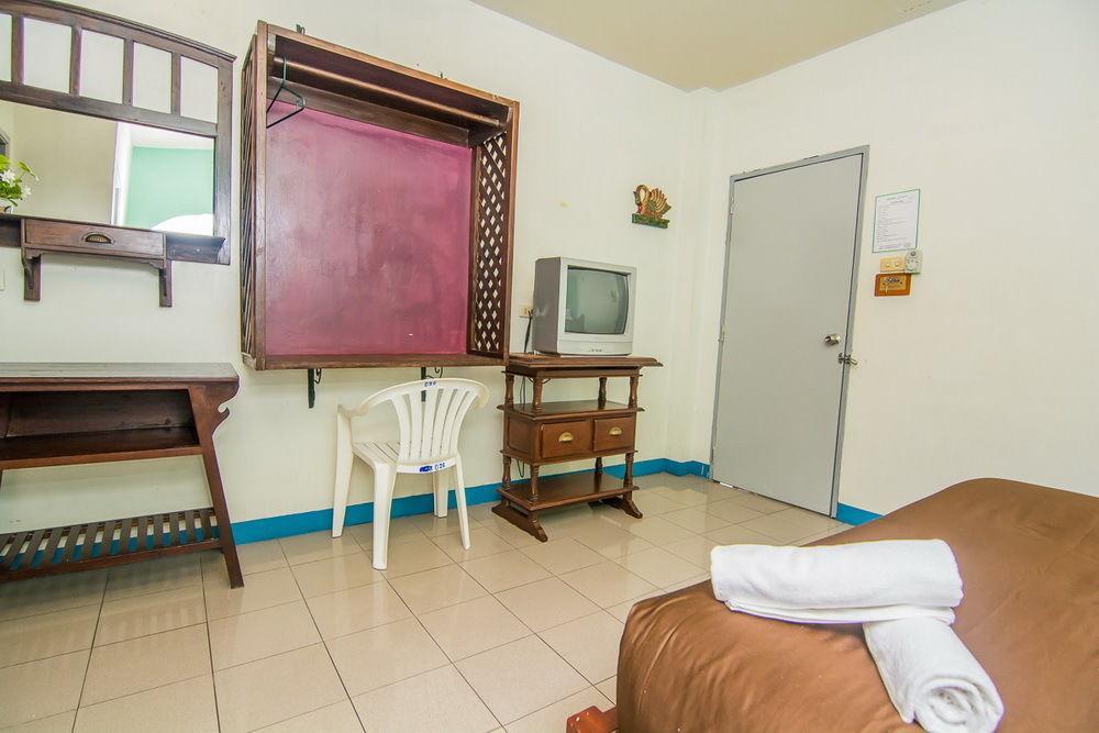 Sutus Court 3 Hotel Pattaya Eksteriør billede