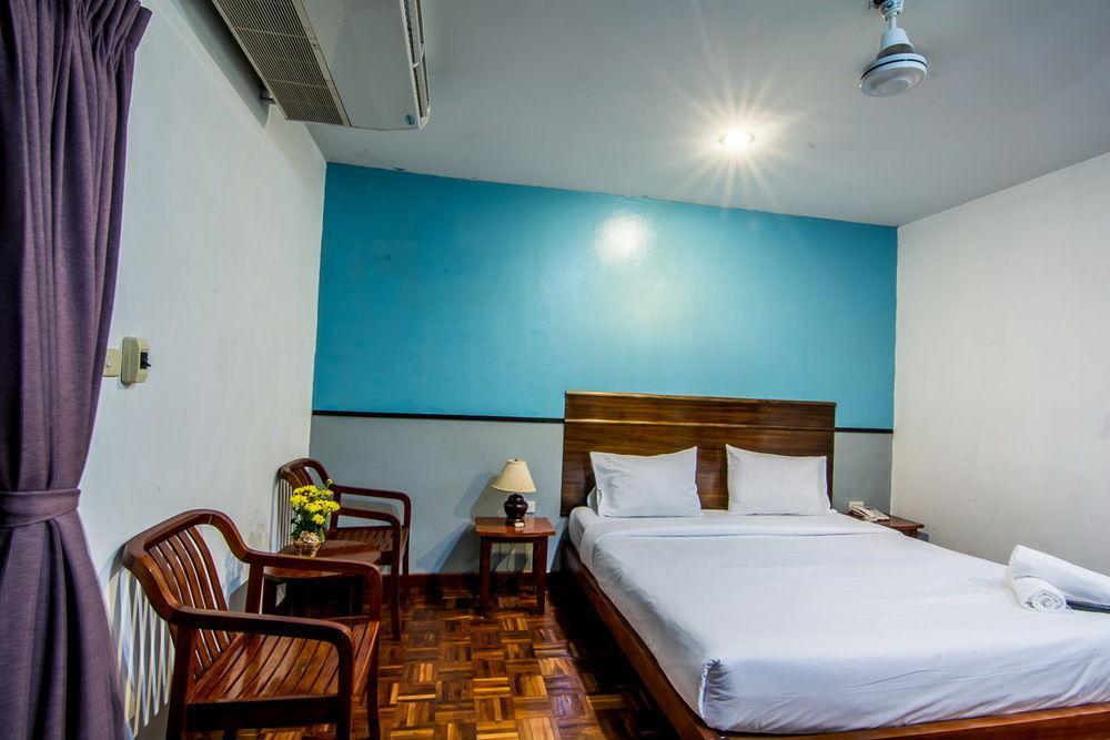 Sutus Court 3 Hotel Pattaya Eksteriør billede