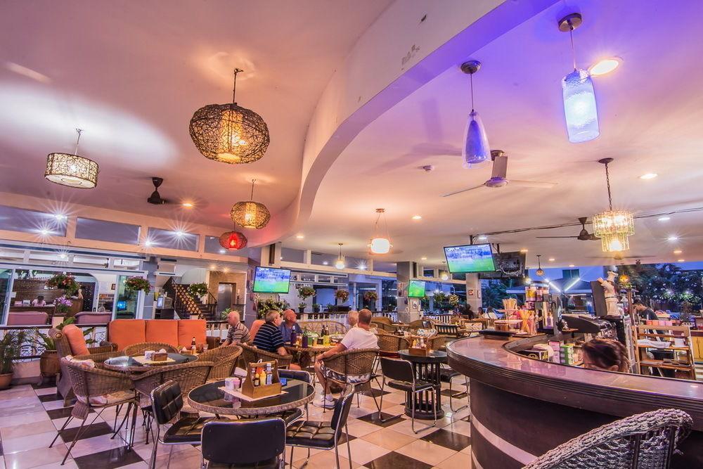 Sutus Court 3 Hotel Pattaya Eksteriør billede