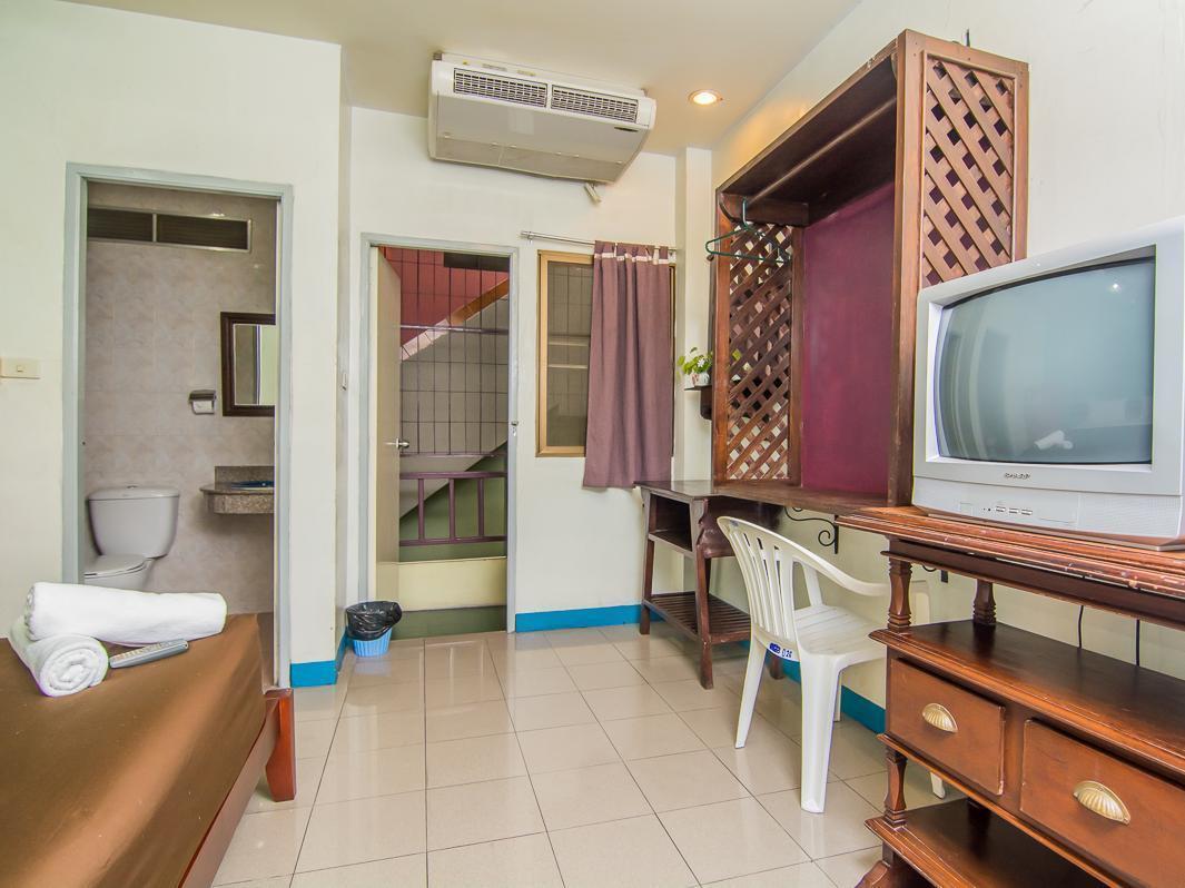Sutus Court 3 Hotel Pattaya Eksteriør billede